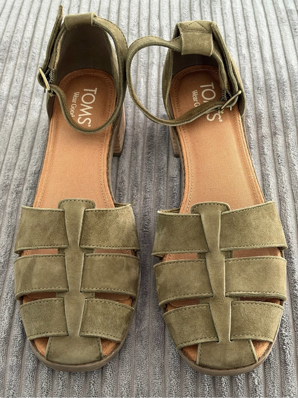 TOMS Olive Suede Strappy Ankle-Wrap Sandals - Picture 3 of 6